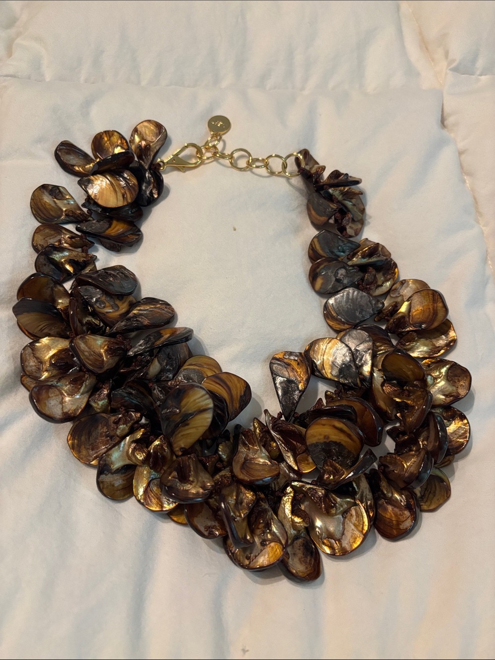 🐚 Gold and Brown SHELL Petal Statement Necklace - Women Jewelry